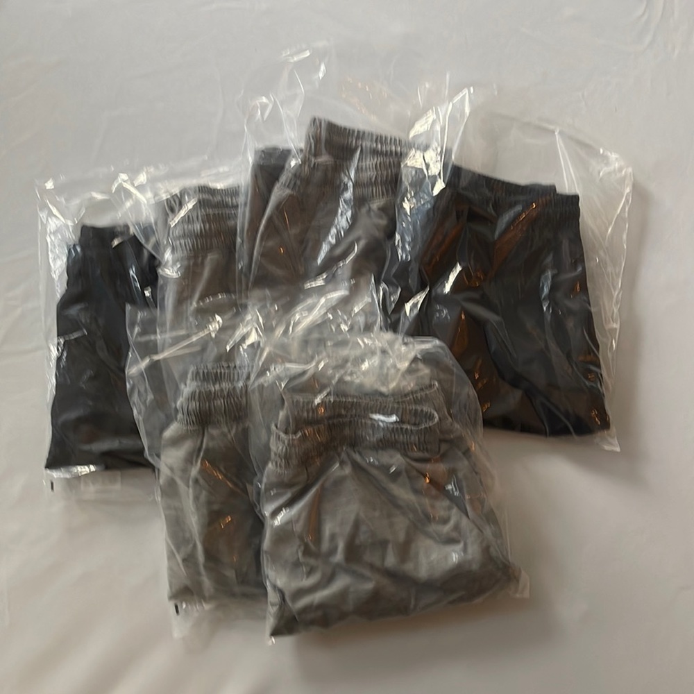 @tomicy Bundle of 6 Lululemon Mens Shorts Medium